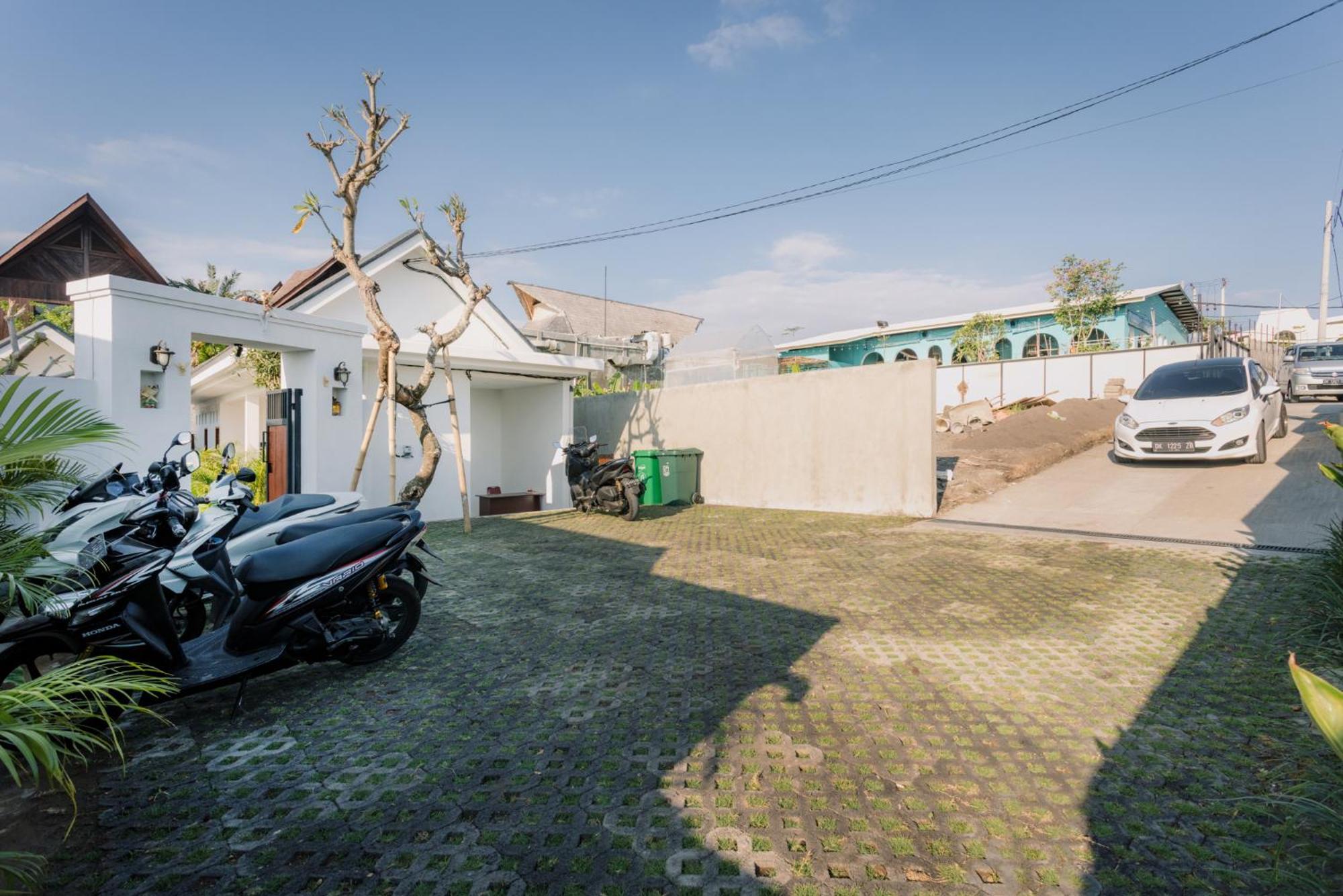 Sari Uma Canggu By Hospitality Bali Экстерьер фото